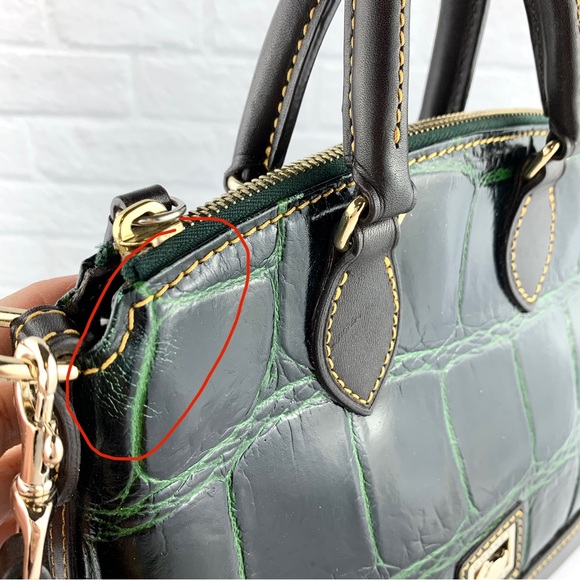 Dooney & Bourke Crocodile Embossed Leather Bucket Satchel Shoulder Bag - Picture 4 of 16